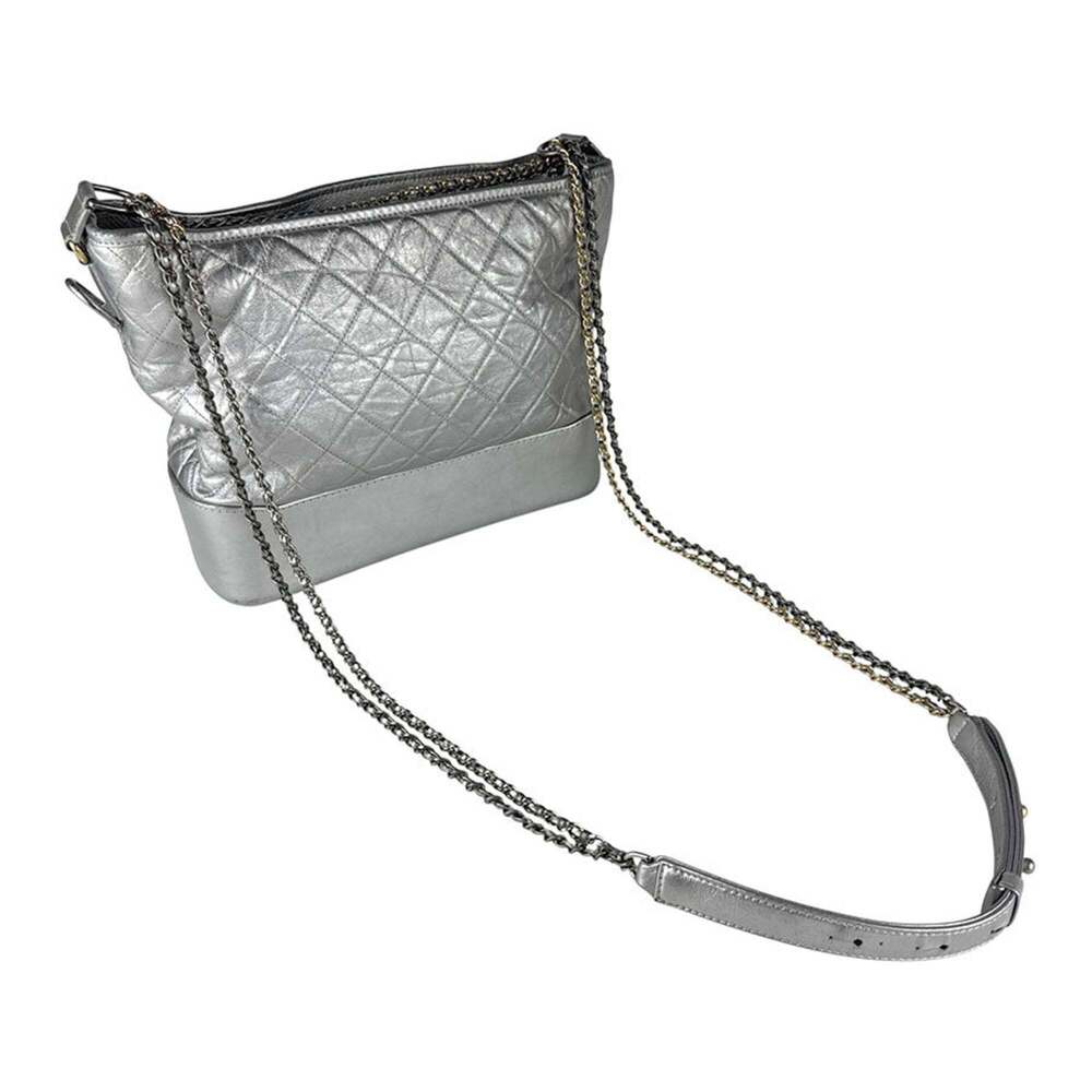 CHANEL Silver Leather Shoulder Bag - Picture 10 of 13